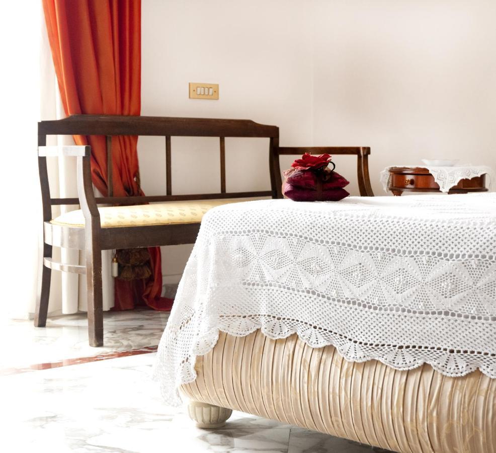 Bed & Breakfast Artis Domus Napels